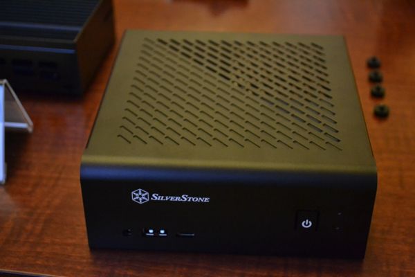 Silverstone-mini-STX