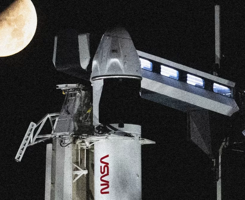 Trumpov plan za Elon Musk da donese ‘nasukane’ astronaute kući ASAP je glavobolja za NASA