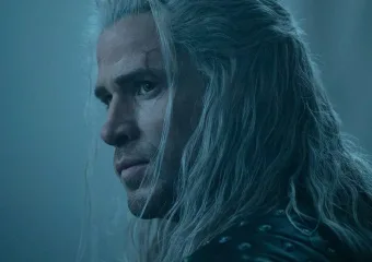 Evo našeg prvog zaviriti u Geralt Liam Hemsworth na setu u sezoni Witcher 5