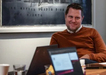 Izvršni direktor Embracera Lars WingEfors odstupit će kao izvršni direktor; Zamjenik Phil Rogers zauzet će njegovo mjesto