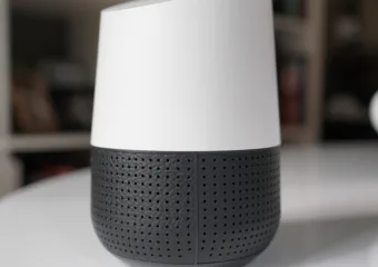 Google Home Boss priznaje da Google Assistant sisa na Google Home