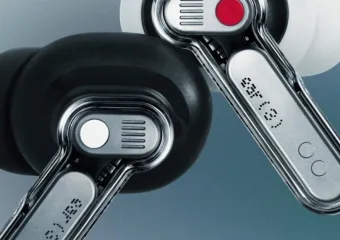 Kladim se da ne možete pogoditi ništa prodajno mjesto za nove ušice