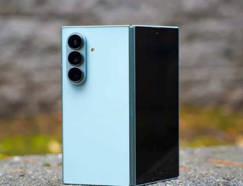 Samsung i dalje izbacuje 1000 dolara na Galaxy Z Fold 7