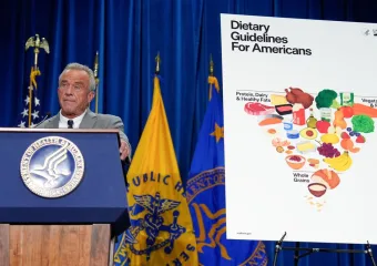 RFK Jr. kaže da Amerikanci trebaju više proteina. Njegova web stranica o hrani koju pokreće Grok ne slaže se