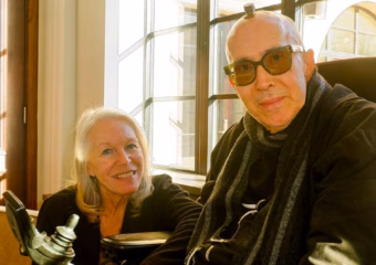 Upoznajte čovjeka koji stvara glazbu sa svojim moždanim implantom